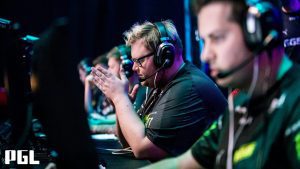 NAVI GANA EL MAJOR 2021,  MAJOR 2021