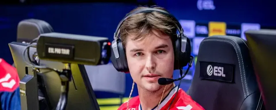 GUÍA COMPLETA DE ROLES Y POSICIONES DE JUGADORES EN CS2 ROLES Y POSICIONES DE JUGADORES EN CS2