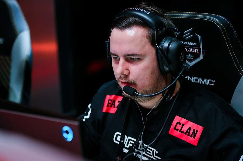 GUARDIAN EL MAESTRO DEL AWP ANUNCIA SU RETIRO 4 GUARDIAN